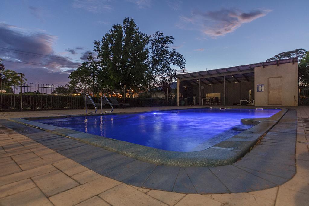 Banksia Motel Collie Екстер'єр фото